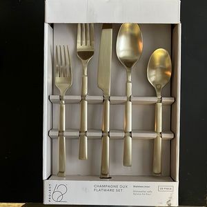 Project 62 champagne DUX flatware set